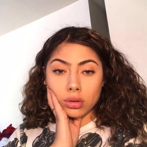 Meet your Posher, Savannah